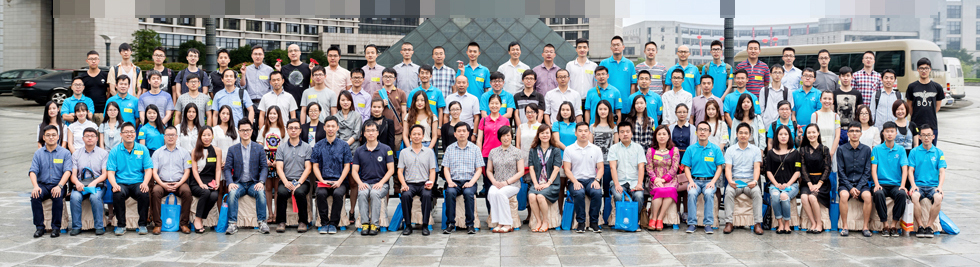 <a href='/' target='_blank'><u>沈阳集体照</u></a>摄影