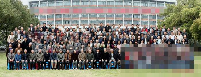 <a href='/' target='_blank'><u>沈阳<a href='/services/tuanduixingxiangzhao/jitizhao.html' target='_blank'><u>集体照</u></a></u></a>哪家好
